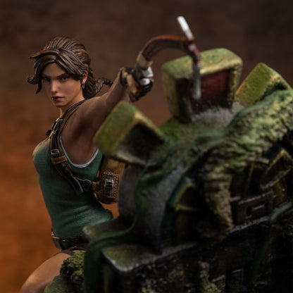 Tomb Raider - Lara Croft - Deluxe Art Scale Statue 1/10